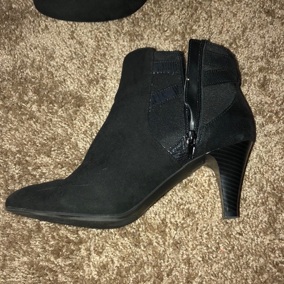 (Karen Scott) booties - Picture 2 of 6